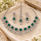 PRIYARA Emerald Elara Necklace Set