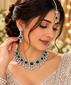 PRIYARA Emerald Elara Necklace Set